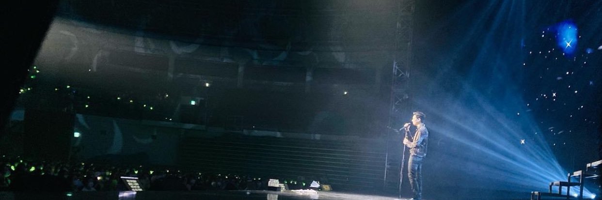 ellie ♡'s banner