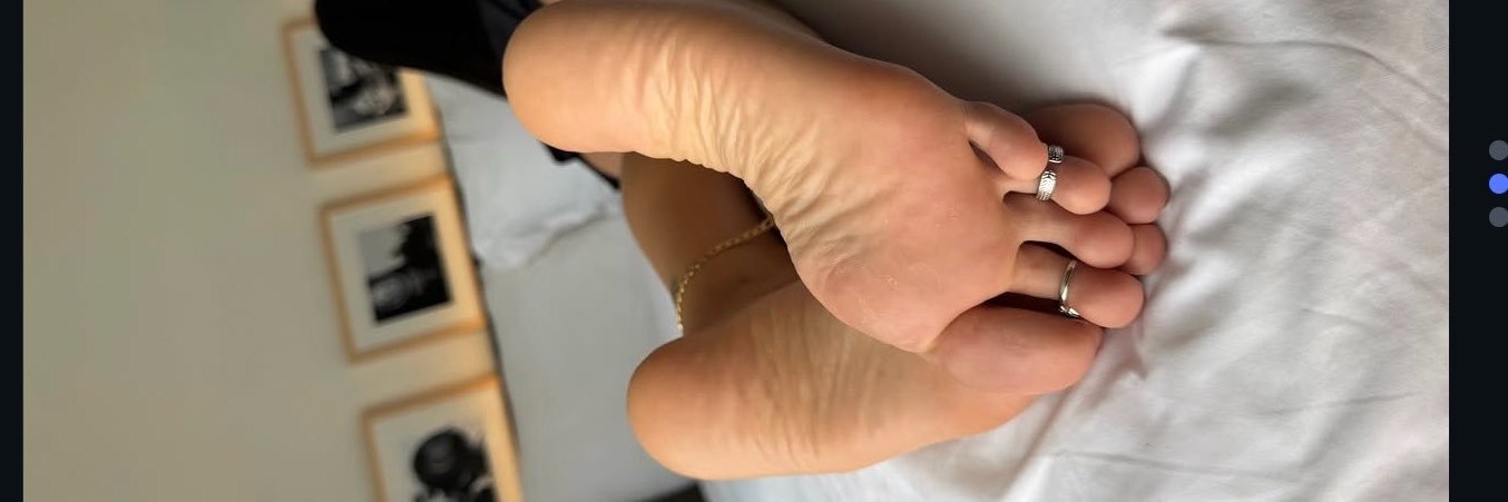 Candid Feet King's banner