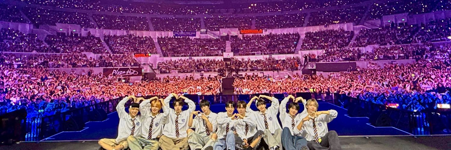 ⫷⫸ 𝙟𝙖𝙘𝙠𝙡𝙮𝙣 贾琪琳 ≷ 𝘼𝙃𝙊𝙁⋆𝙄𝙏𝙕𝙔⋆𝙐𝙉𝙄𝙎's banner