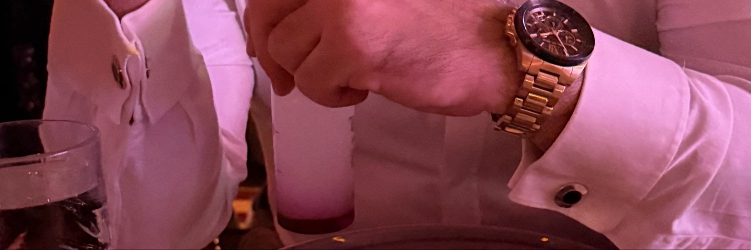 L u c k y 🐞's banner