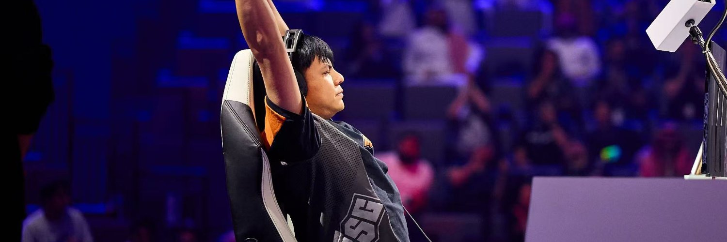 曾卓君's banner