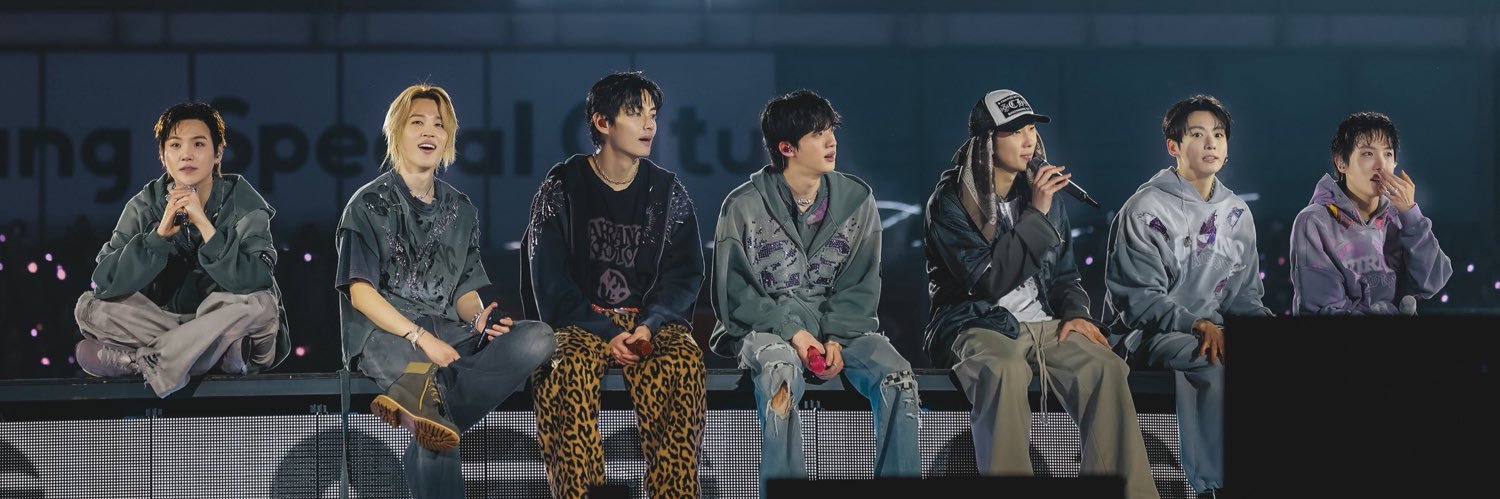 Je⁷•⁹ will see BTS ⊙⊝⊜'s banner
