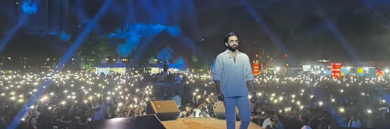 Amaal Mallik's banner