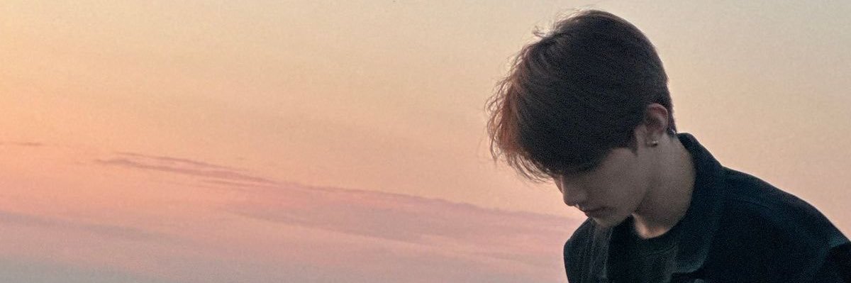 em ʚɞ's banner