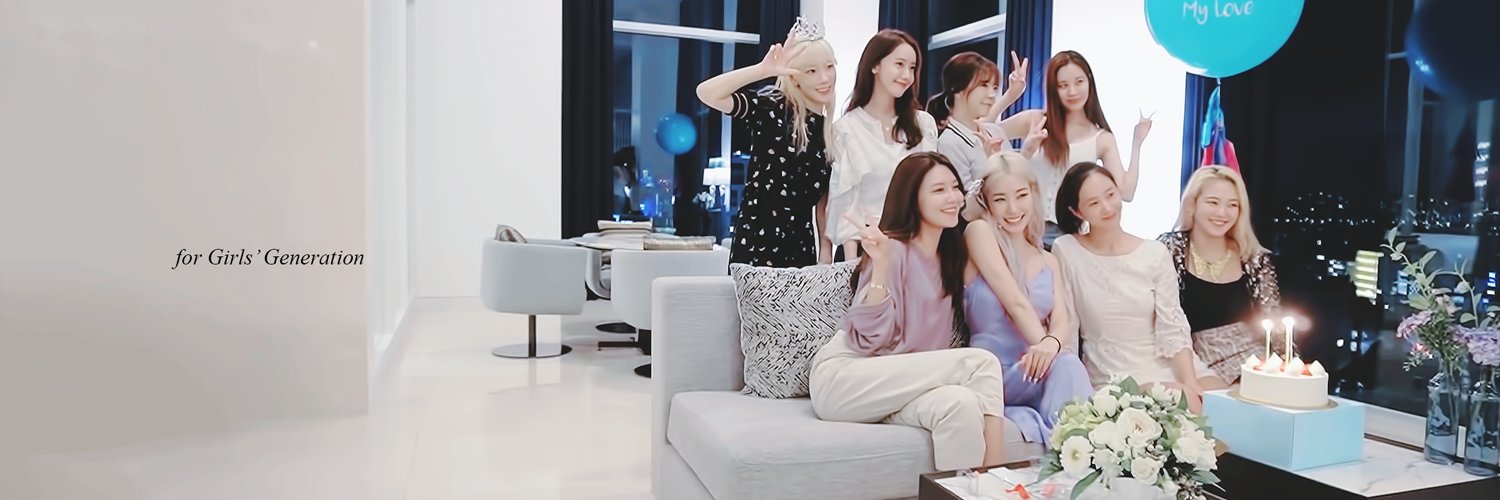 𝑬𝑽𝑬𝑵⁸'s banner