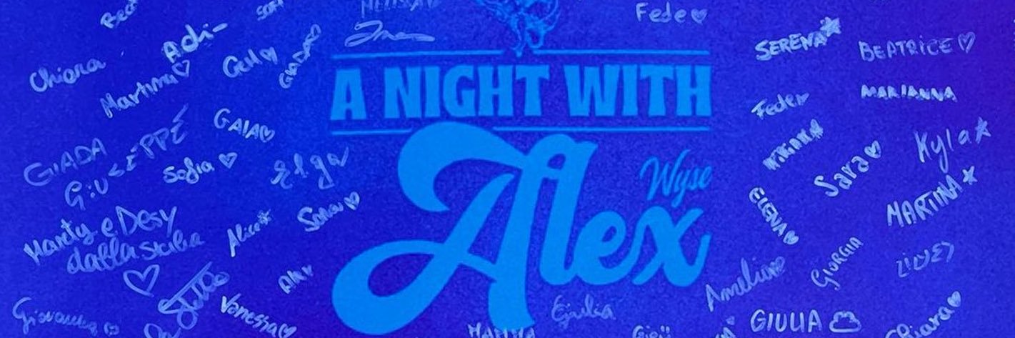 martina☀️'s banner