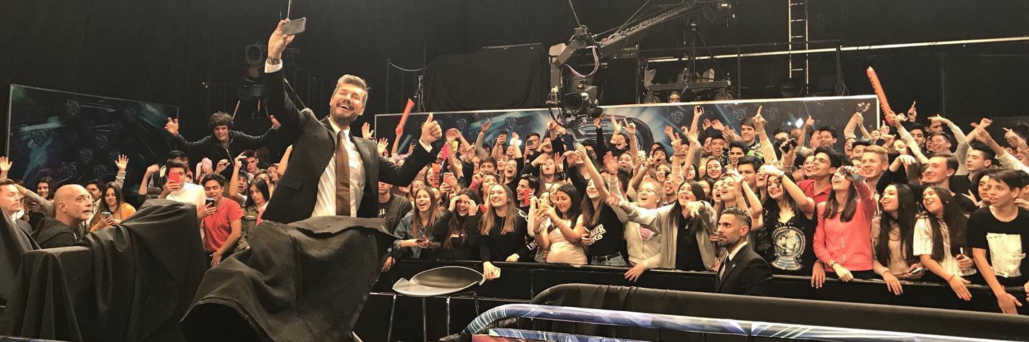 marcelo tinelli's banner