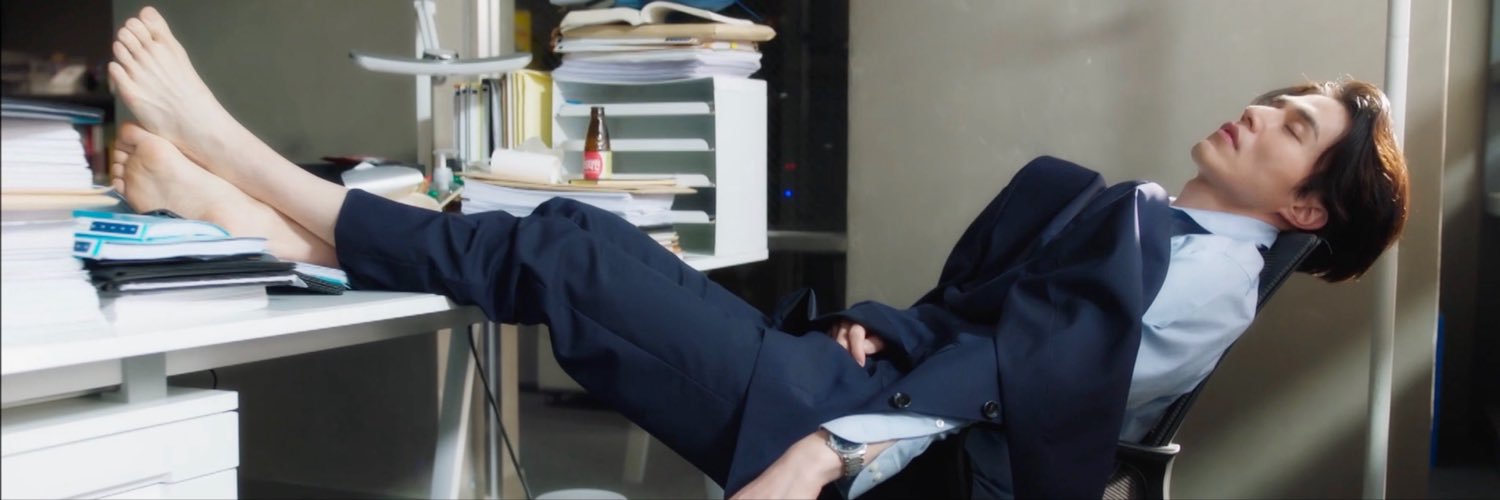 ㅊㅊ ·: ☾'s banner