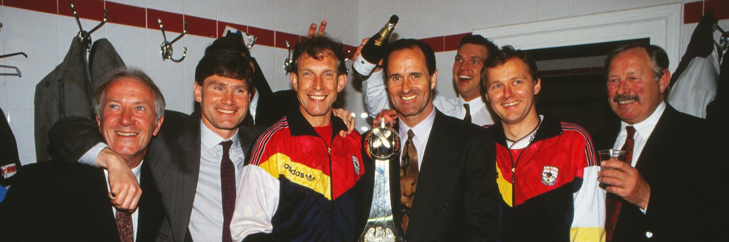 Throwback Arsenal's banner