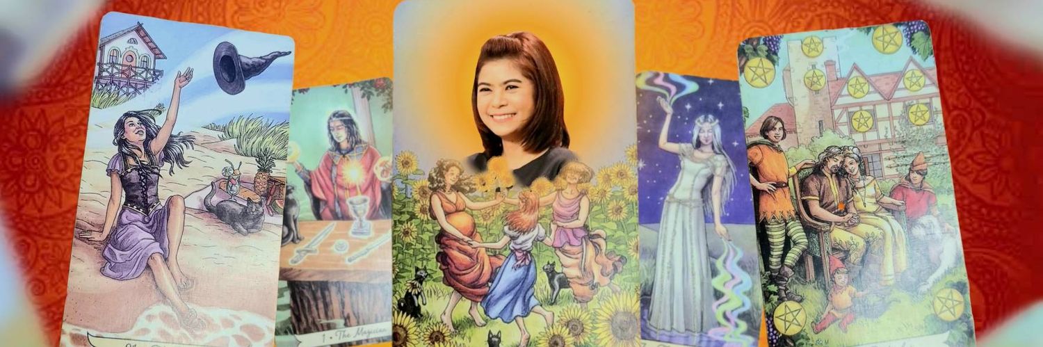 Aum Tharinee - แม่หมออั้มธรรมะธาโรต์'s banner