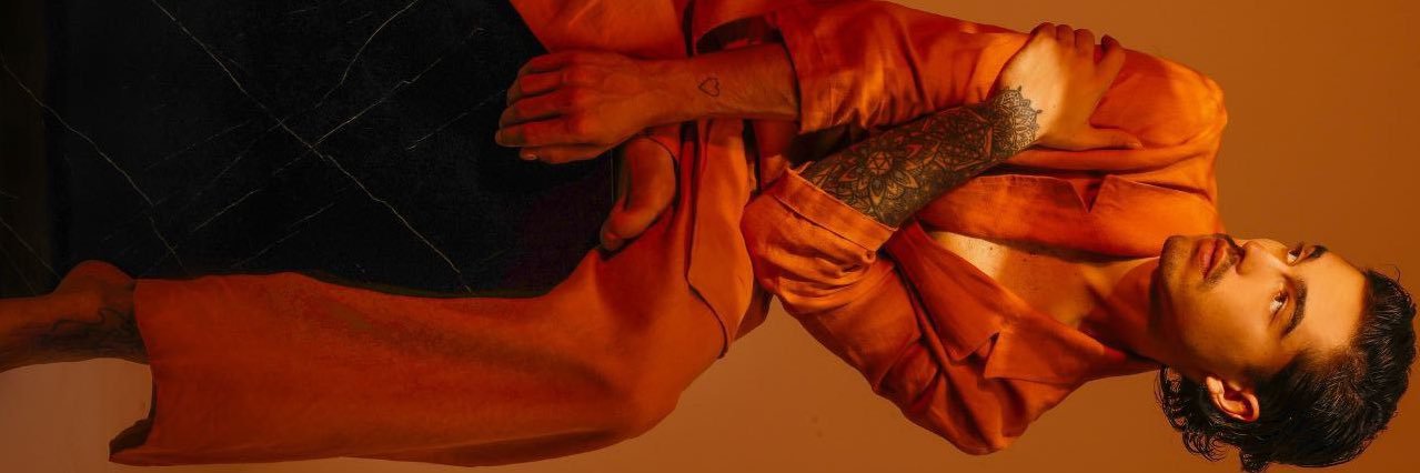 🫐's banner