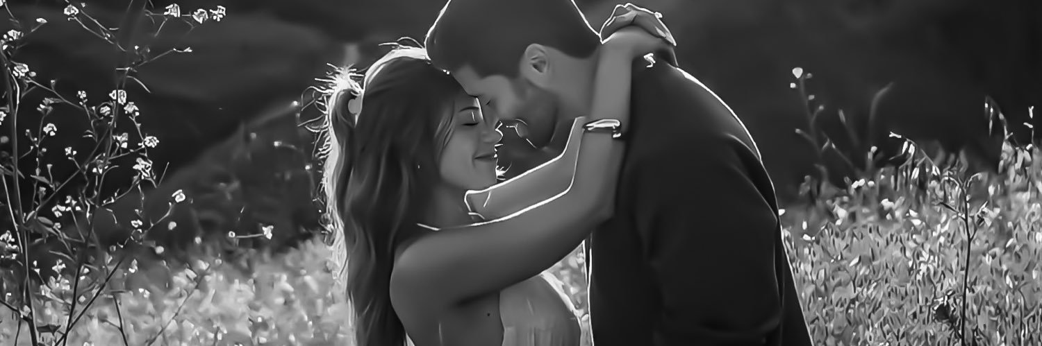 𝓜𝗂𝗋𝖾𝗅𝗅𝖺 𝗏͟.͟ ℒ𝗈𝖼𝖺𝗍𝖾𝗅𝗅𝗂 ⋆'s banner