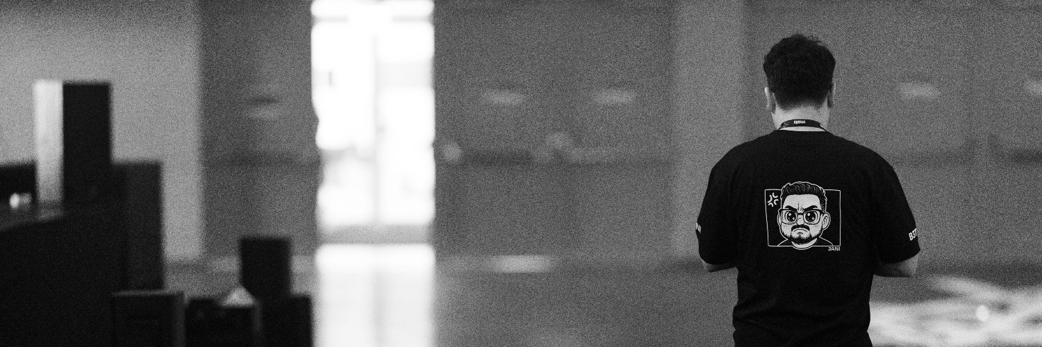 Komzsik János | TheVR Jani's banner