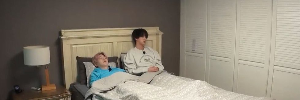 bts luvr 🥤's banner