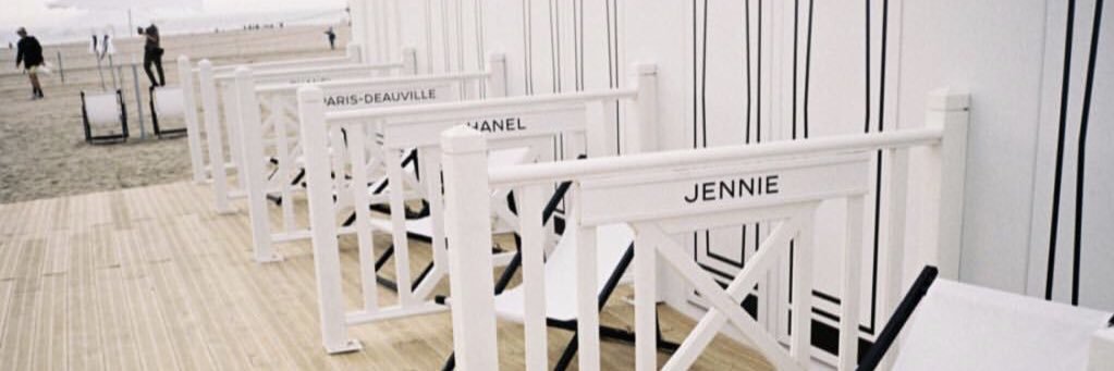 𝐻‌𝐴‌𝑁‌𝑁‌𝐼‌𝐸 .｡'s banner