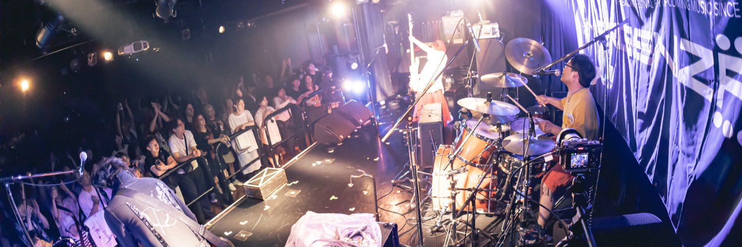 shin/カリニャンクール's banner