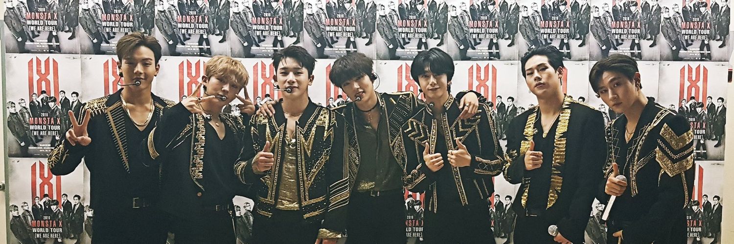 𝐋𝐨𝐯𝐞𝐬𝐭𝐫𝐮𝐜𝐤 💘's banner