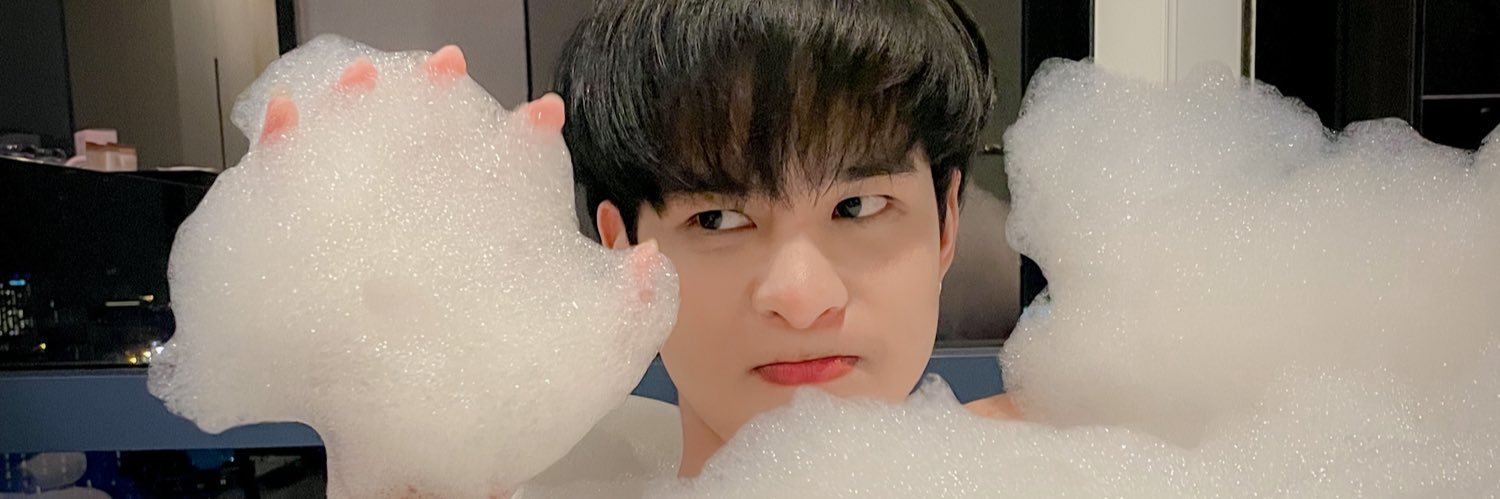 Areheart 🩵's banner