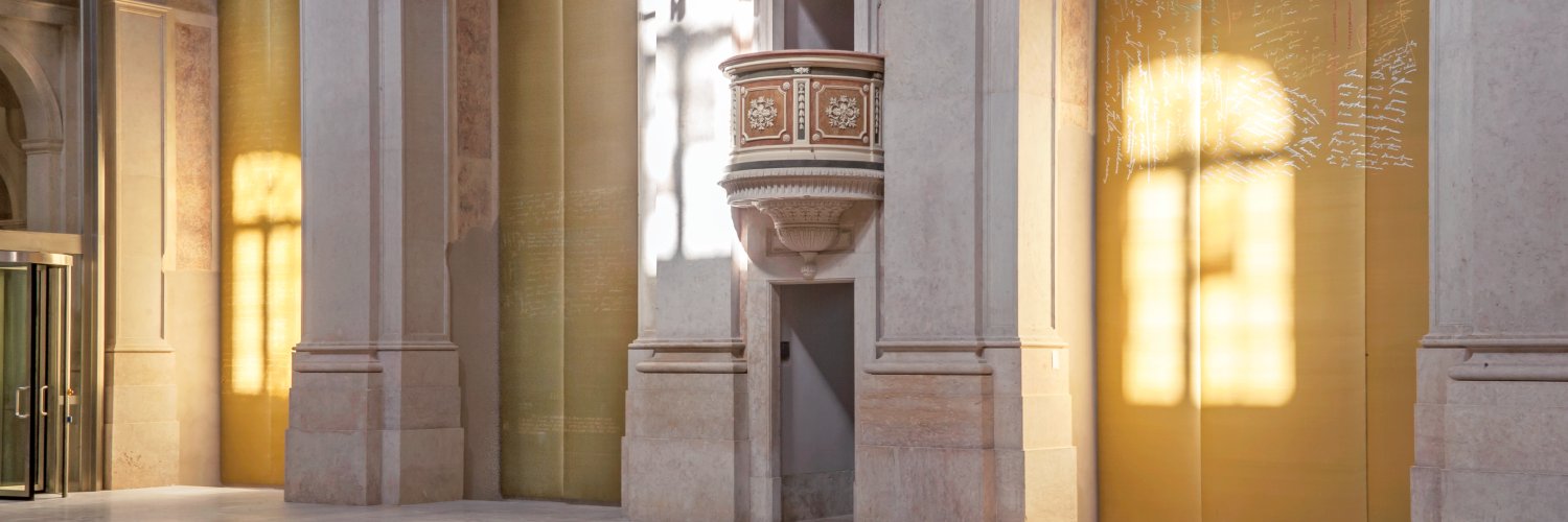 Banco de Portugal's banner