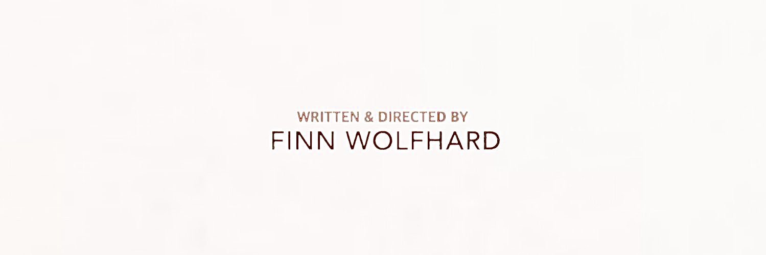 chrissy 🐾 IS SEEING FINN 15's banner