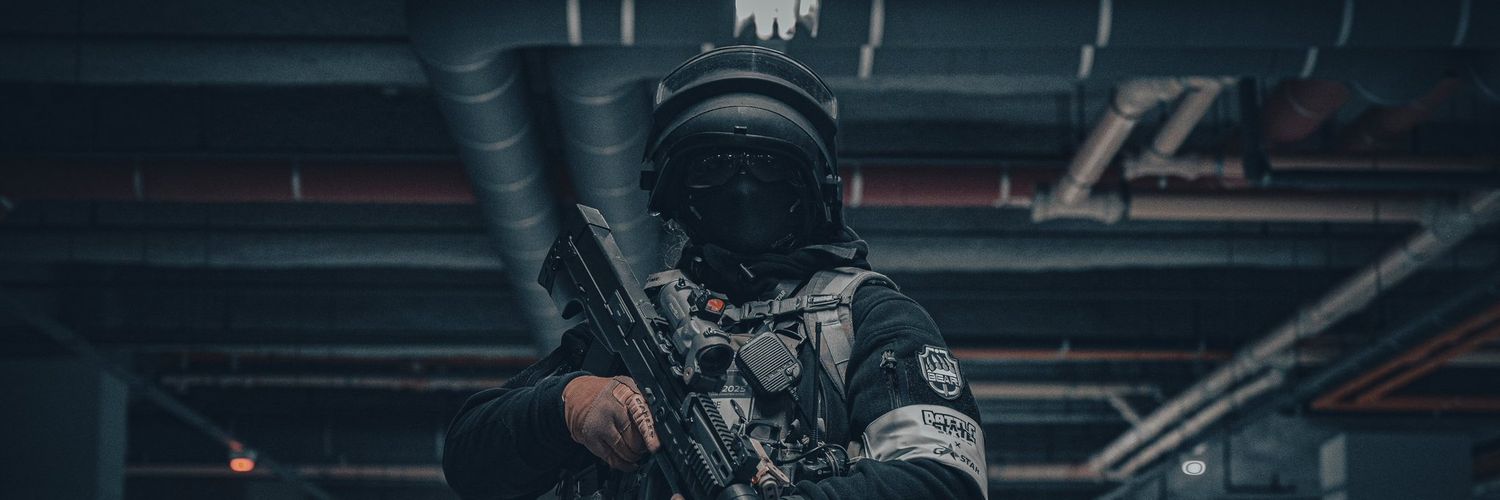 Mell @ Tarkov cosplayer's banner