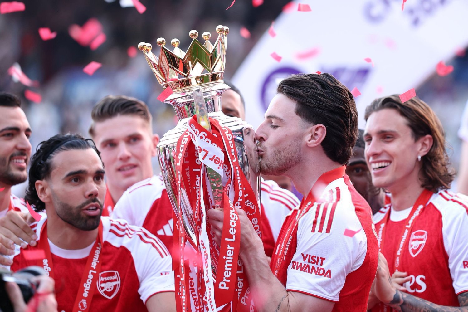 JT 🏆's banner