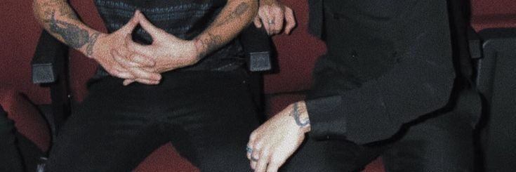 how did deb get here, ᵒᶜᵃˢᶦᵒⁿᵃˡˡʸ໑̣'s banner
