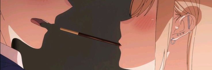Scarlett Bee🍯's banner