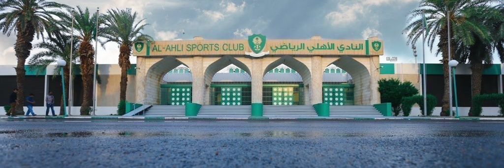 نبيل القرني #نخبتين_في_الرأس_توجع 🇸🇦's banner