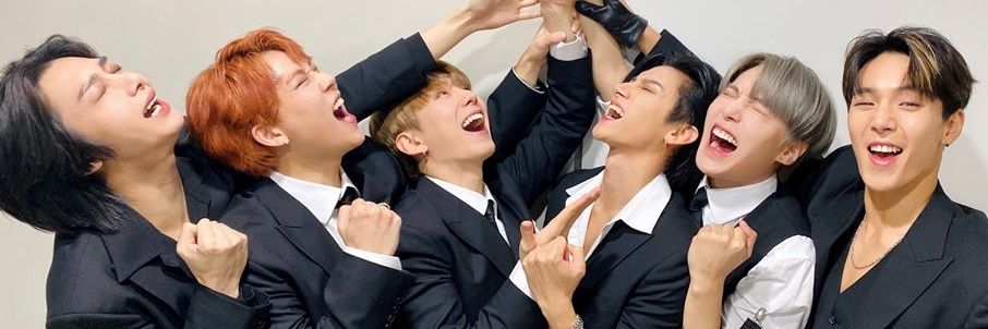 가슴반달곰🌙's banner