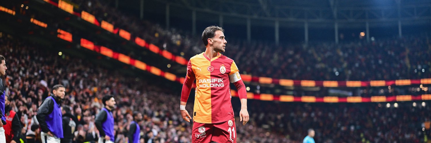 Yunus Akgün's banner