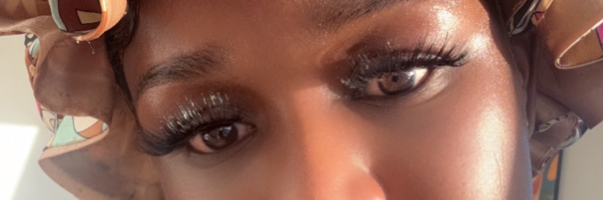 Dela 💅's banner