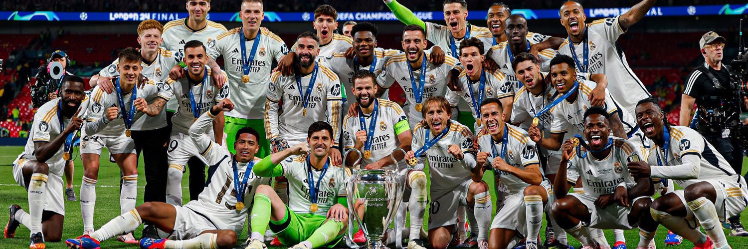 𝑴𝒐𝒏𝒆𝒆𝒃🍍.'s banner