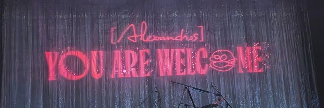 ᴀᴘᴘʟᴇ's banner