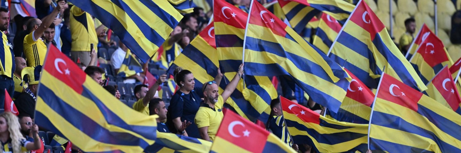 Uzaydaki Şeftali🍑dertli fenerli's banner