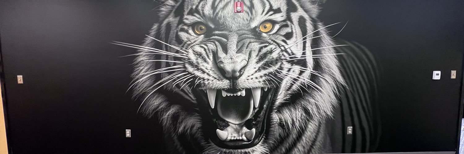 Courtney Simmons's banner