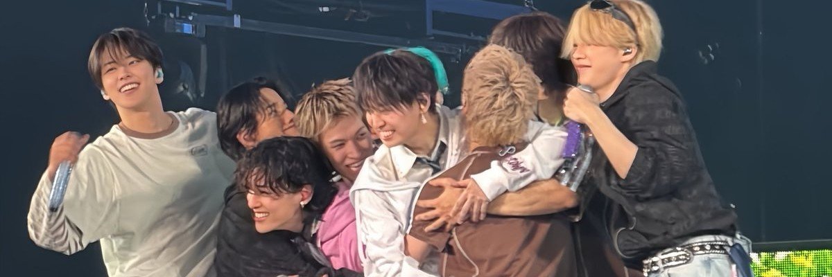 loraine ʚ🩷ɞ ⋆˚𖦹🍀 ᵎᵎ's banner