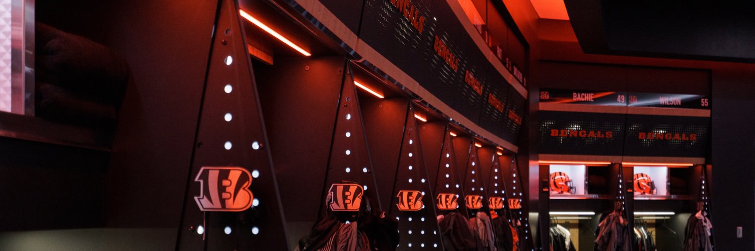 Longhorn Lockers's banner