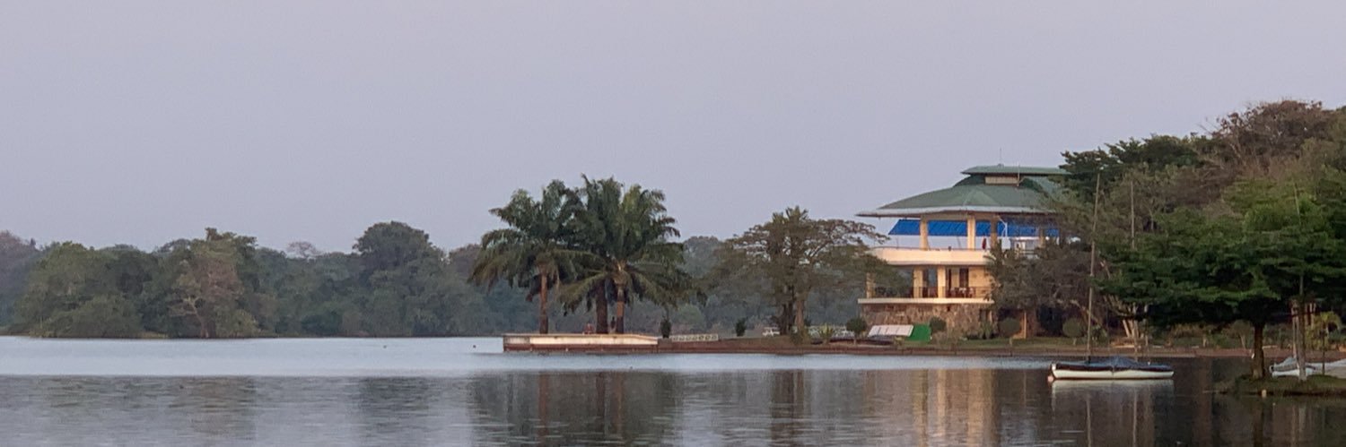 Minn Eh Mon (မင်းအဲမွန်)'s banner