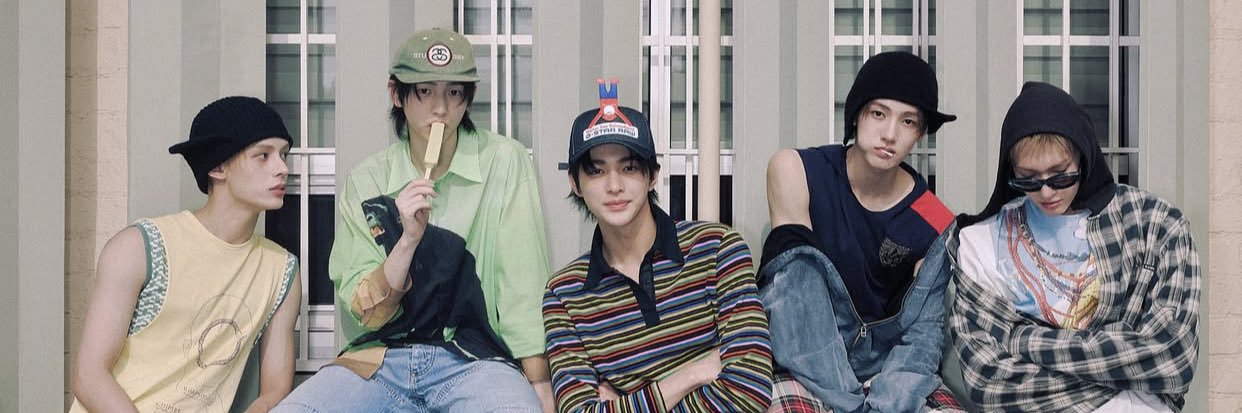 จักรวาล ✴︎'s banner