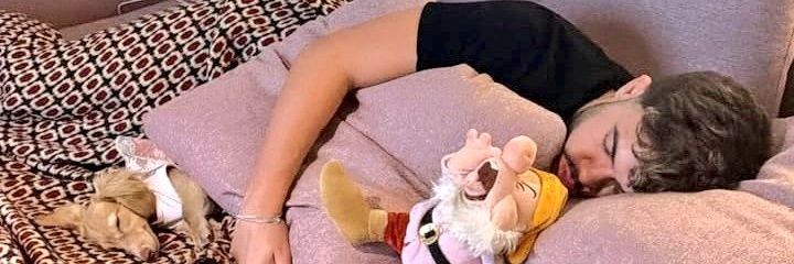 - Sil's banner
