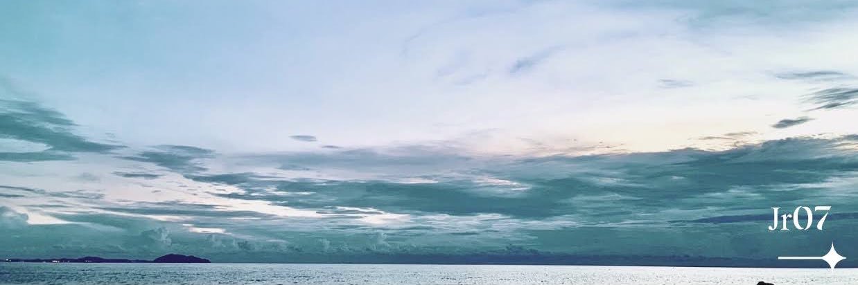 J7's banner