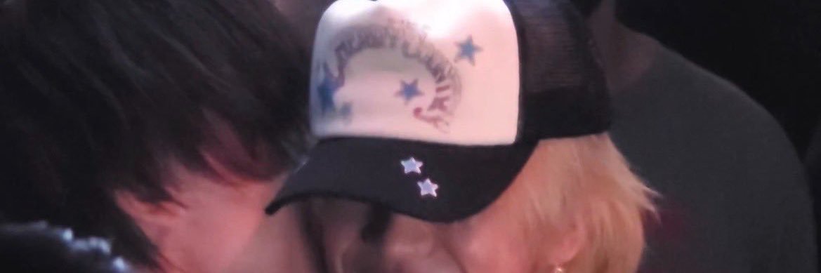 kim .ᐟ's banner
