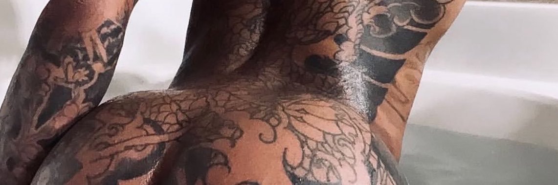 TattedLoverBOY🪐's banner