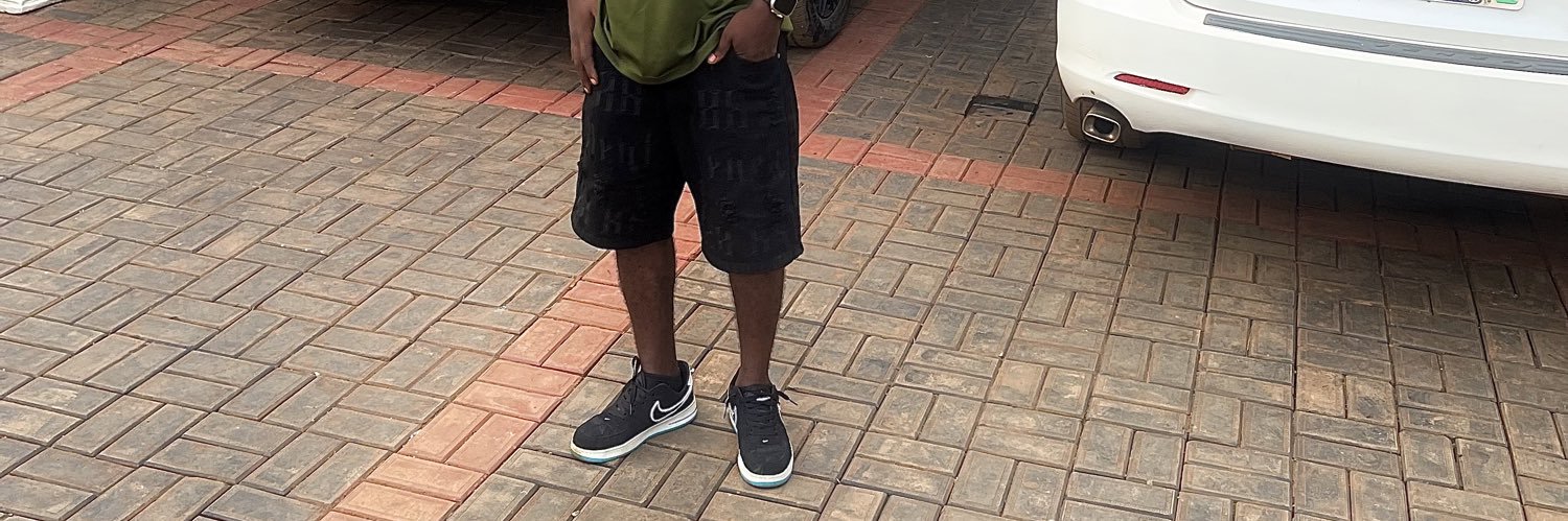 Seun🤴✨'s banner