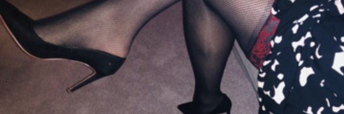 Nylon Zoe cd's banner