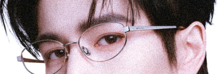 ⋆'s banner