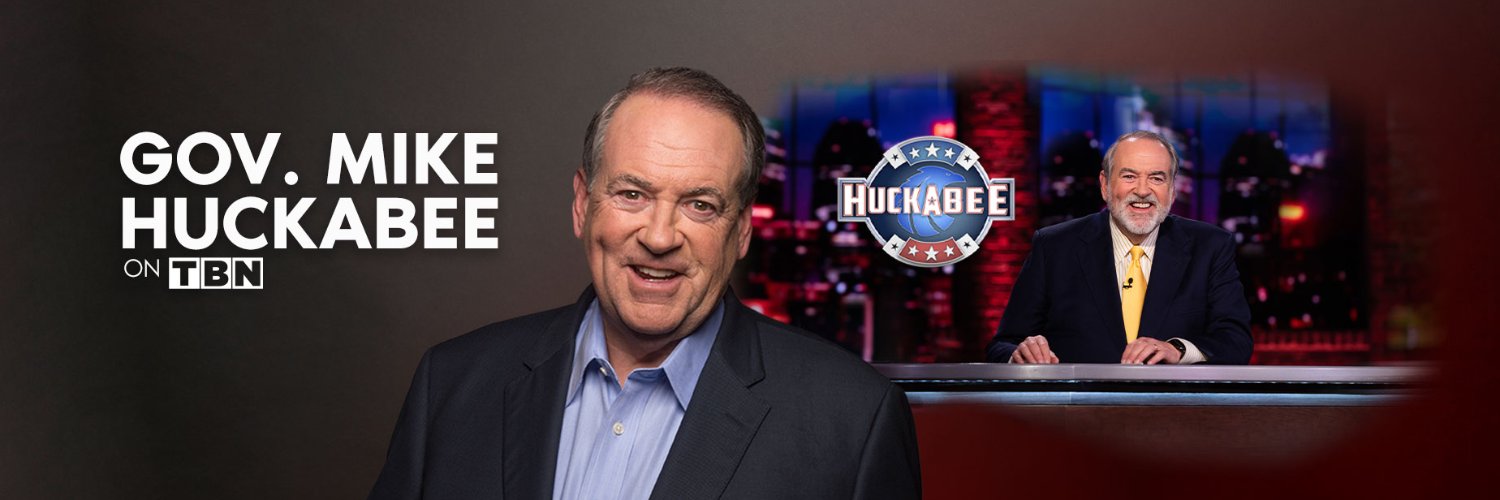 Huckabee's banner