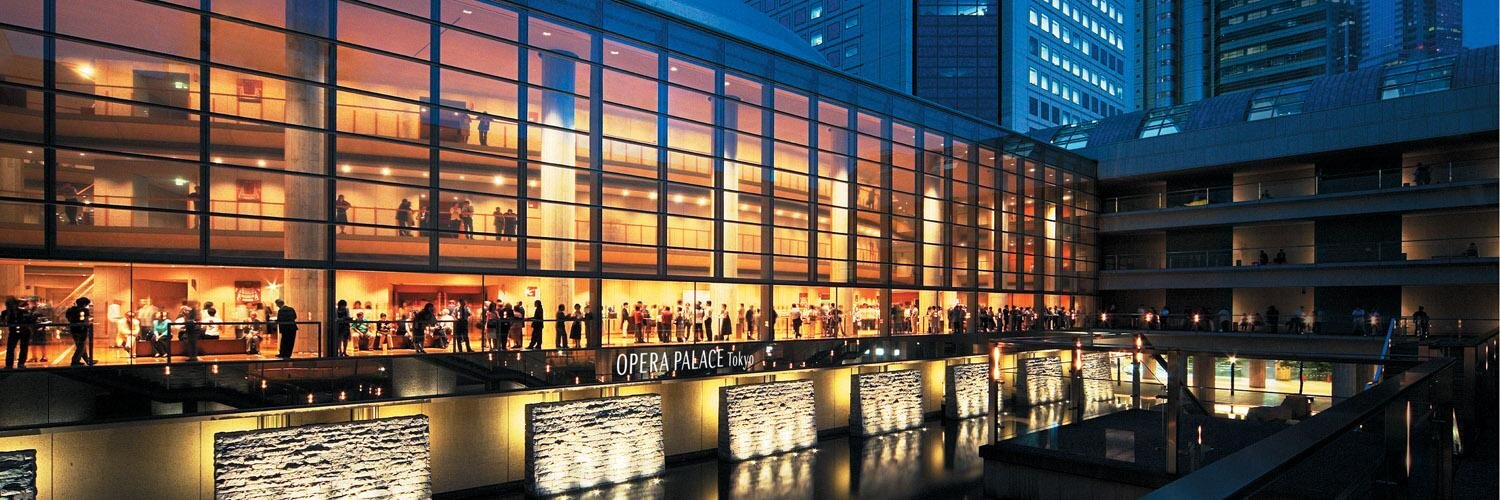 新国立劇場オペラ New National Theatre Tokyo - Opera's banner