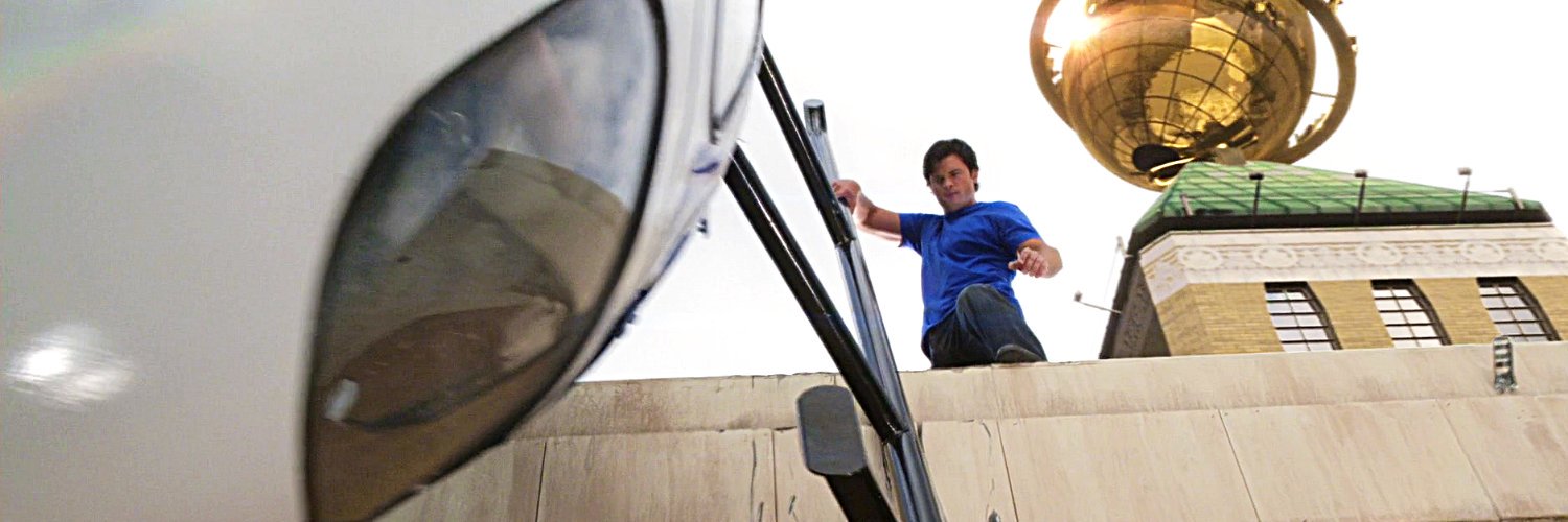 Smallville's banner